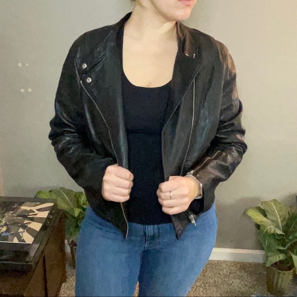 American Eagle Outfitters Jackets & Blazers - 🌟 free when bundled with another item 🌟